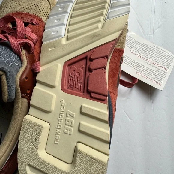 NWT New Balance 997 Sneakers - Picture 7 of 13